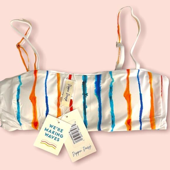 NWT | Dippin’ Daisies | Meridian Top in Watercolor Stripe | Size Small - Picture 4 of 5